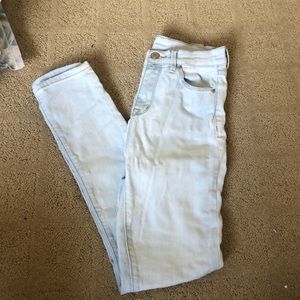 URBAN OUTFITTERS Highwaisted jeans